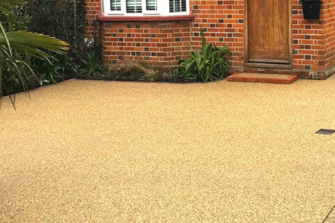 <strong>Resin Bound Driveways</strong><br>Edinburgh